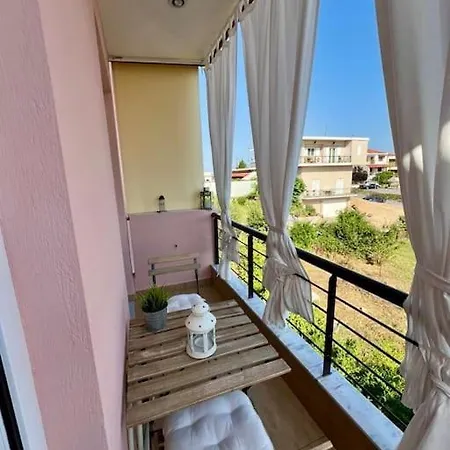 In Afytos, Halkidiki Apartment *